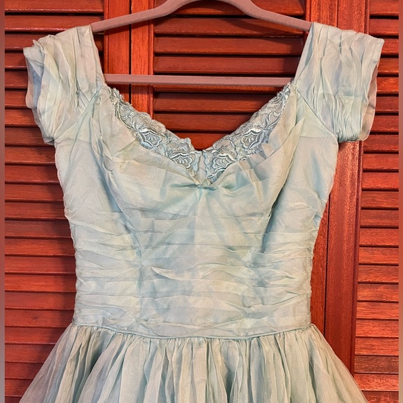 Vintage 1950’s Fit & Flare Dress - Picture 2 of 9